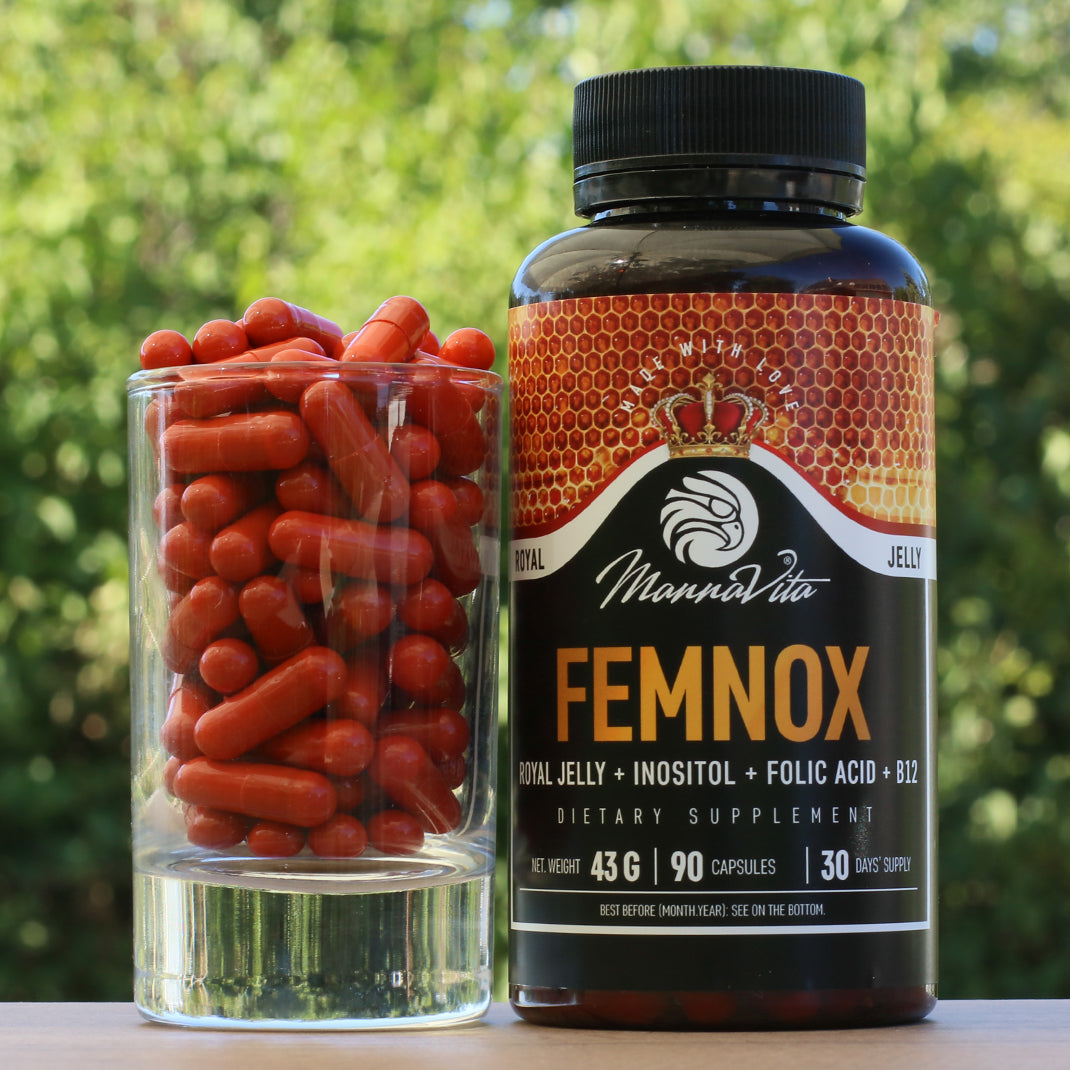 FEMNOX complex cu Lăptișor de matcă + Inozitol + Acid folic + Vitamina B12 • 90 capsule