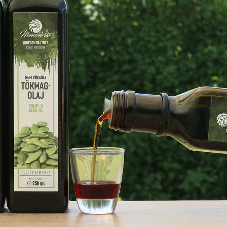 Ulei de semințe de dovleac presat la rece maghiar Mannavita • 250 ml