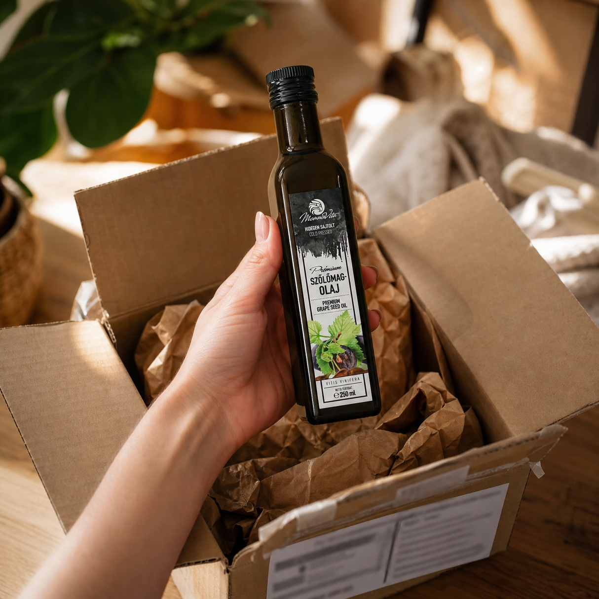 Ulei din sâmburi de struguri presat la rece din Ungaria Mannavita • 250 ml